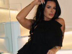 CarlottaRusso Erotik Cam Profil auf Sex-Cam.sex