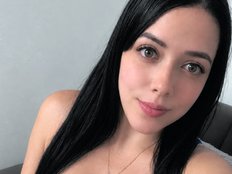 VivianBigBoobs