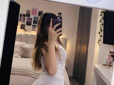 Sarabloom4 — LIVE on BongaCams