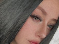 Adeline5a Erotik Cam Profil auf Sex-Cam.sex