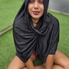 RhiaNeal
