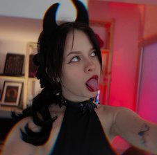 maddie-veil
