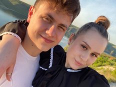 Elya6 Erotik Cam Profil auf Sex-Cam.sex