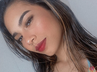 Hi, im Lina