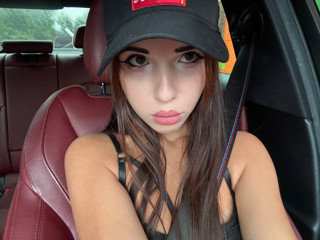 Drive girl 😎