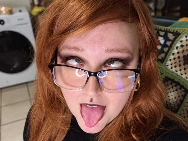CURVYSAKURA