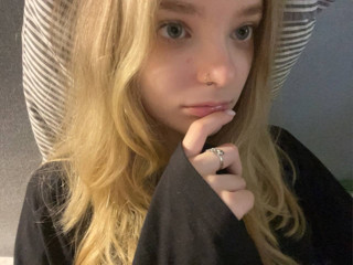 😘