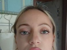 RochellSchlender Erotik Cam Profil auf Sex-Cam.sex