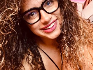 BustyMira