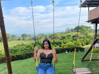 🖤 Hard to forget, impossible to ignore 😏