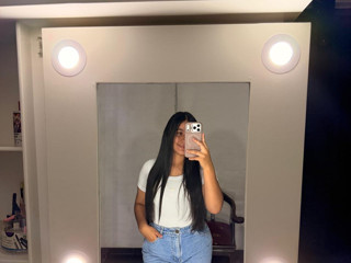 “My eyes are saying more than they should. 🖤”