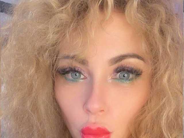 GoldenGoddess44