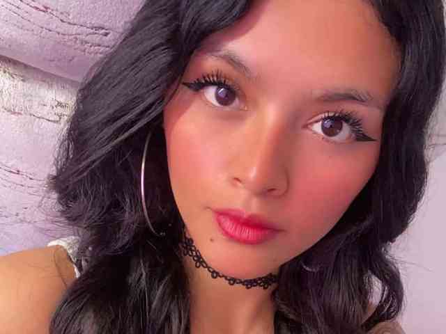 Maddie-T18