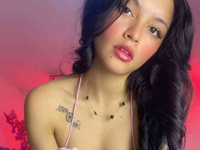 Maddie-T18