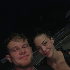 Bellajohngrey1