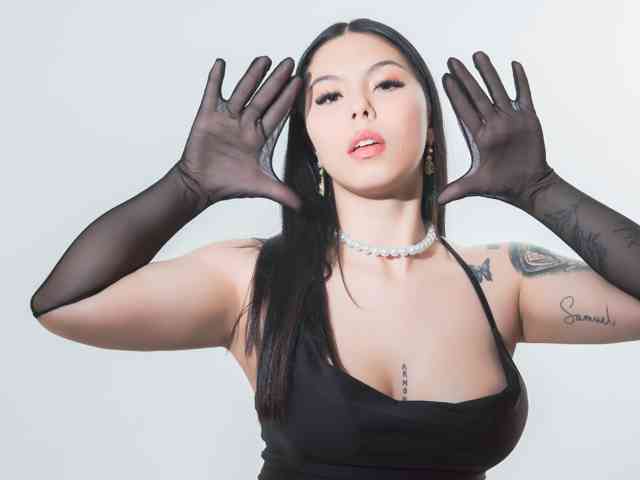 GabyLaurens