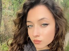 AvaDesire- Erotik Cam Profil auf Sex-Cam.sex