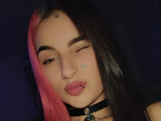 Know me a little daddy 🩷🖤