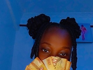 Marriona, live now on BongaCams