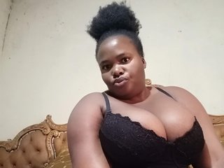 Sexybigboobz