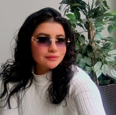 Melanie-25