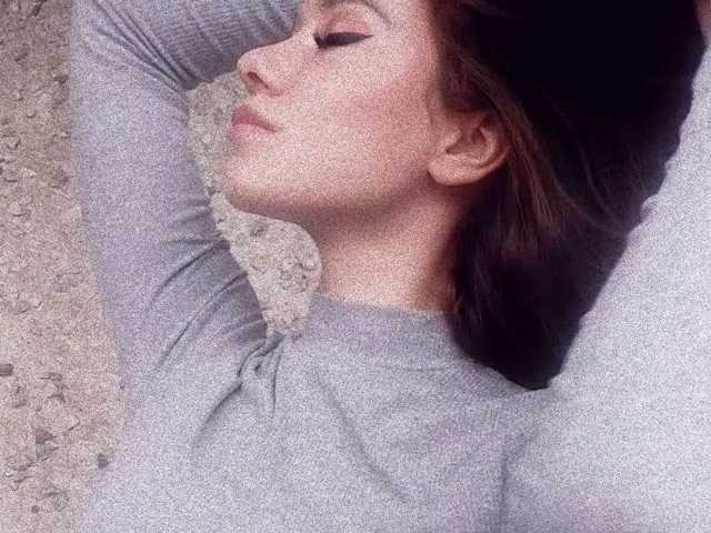 AmandaHolmes