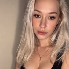 AmandaHolmes