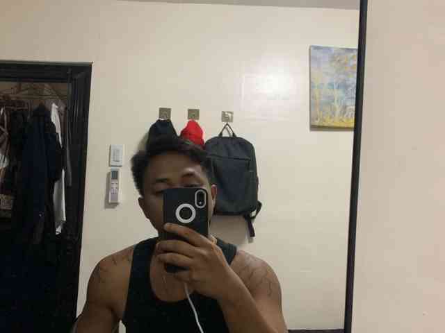AsianHunkDominic