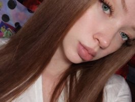 Amber-white