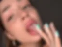 Playing with cum💦