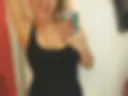 Sex babe in the fitting room