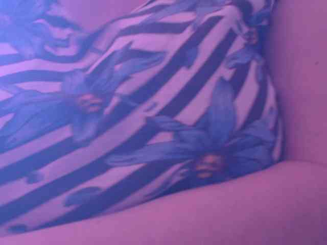 AlannaSex webcam