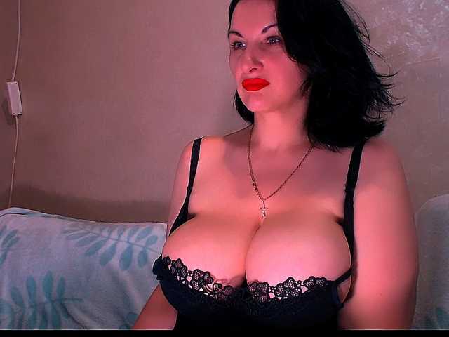 cuteandsexy1 live cam on BongaCams