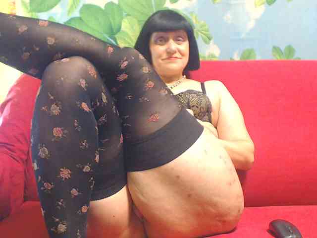 NaughtyKleo webcam