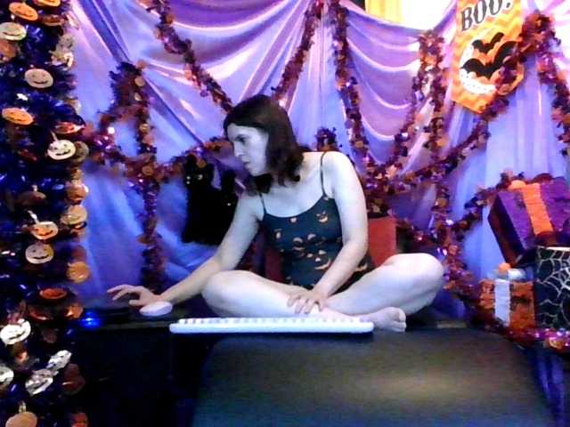 AlluringAli25 live cam on BongaCams