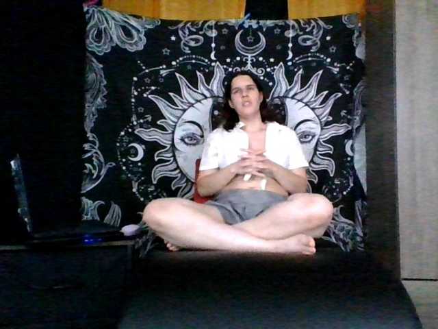 AlluringAli25 live cam on BongaCams
