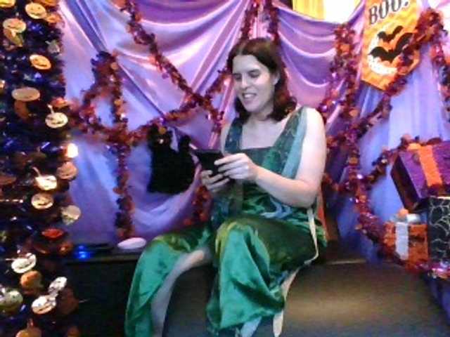 AlluringAli25 live cam on BongaCams