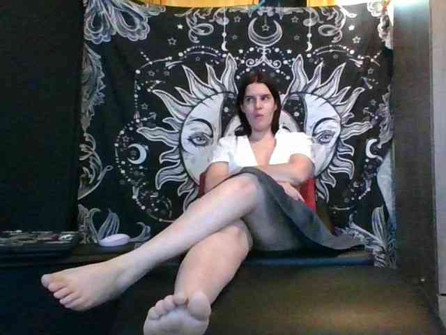AlluringAli25 webcam