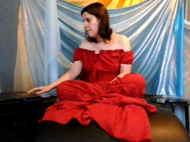 AlluringAli25 webcam