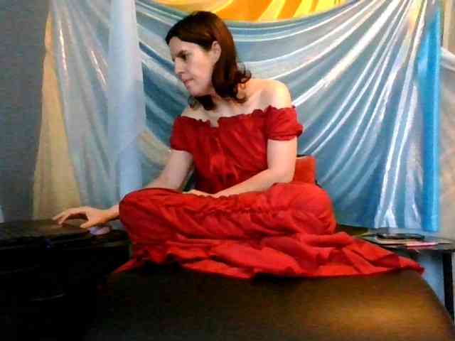 AlluringAli25 webcam