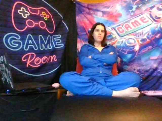 AlluringAli25 webcam