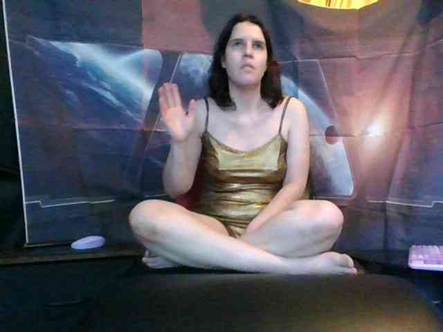 AlluringAli25 webcam