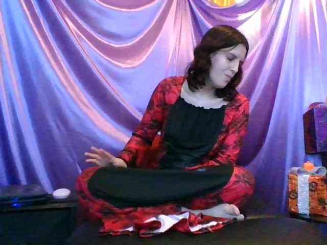 AlluringAli25 webcam