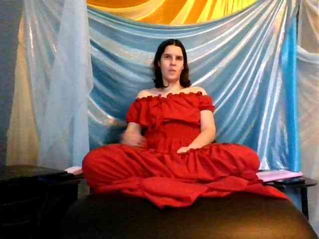 AlluringAli25 webcam