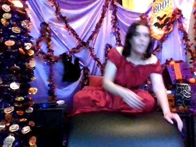 AlluringAli25 webcam