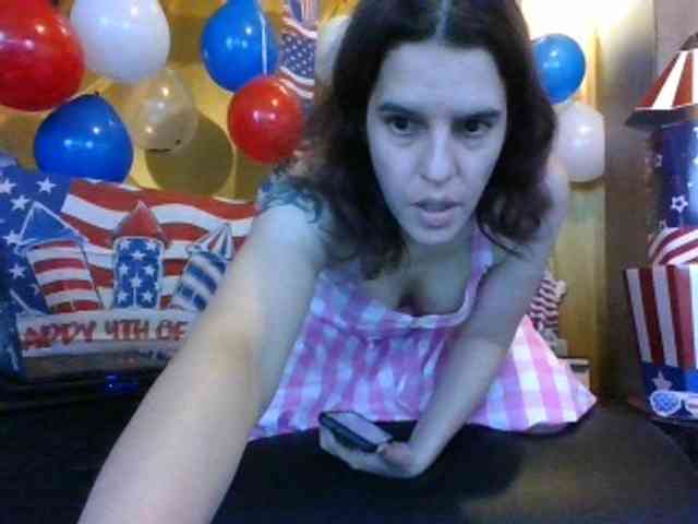 AlluringAli25 webcam