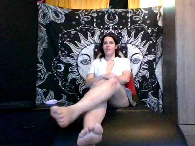 AlluringAli25 webcam