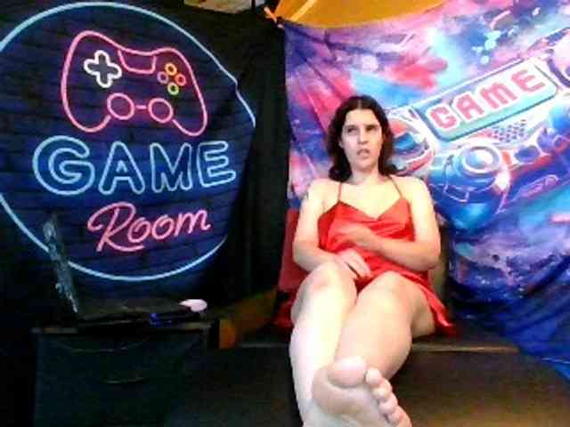 AlluringAli25 webcam