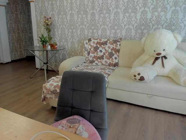 Alinn1 live cam on BongaCams
