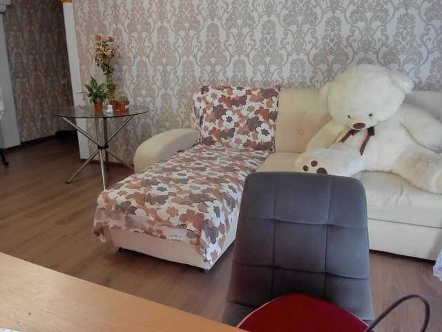 Alinn1 live webcam show
